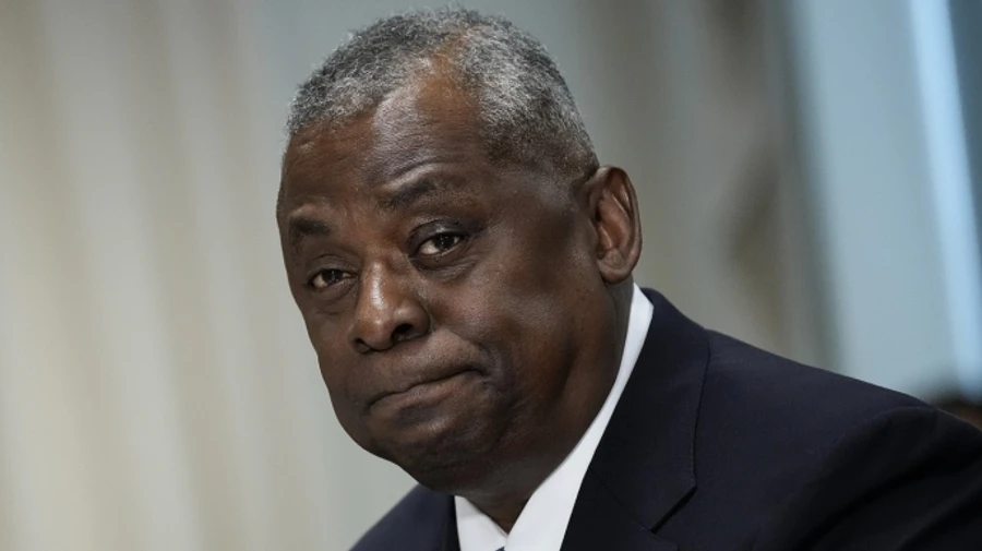 Міністра оборони США виписали з лікарні