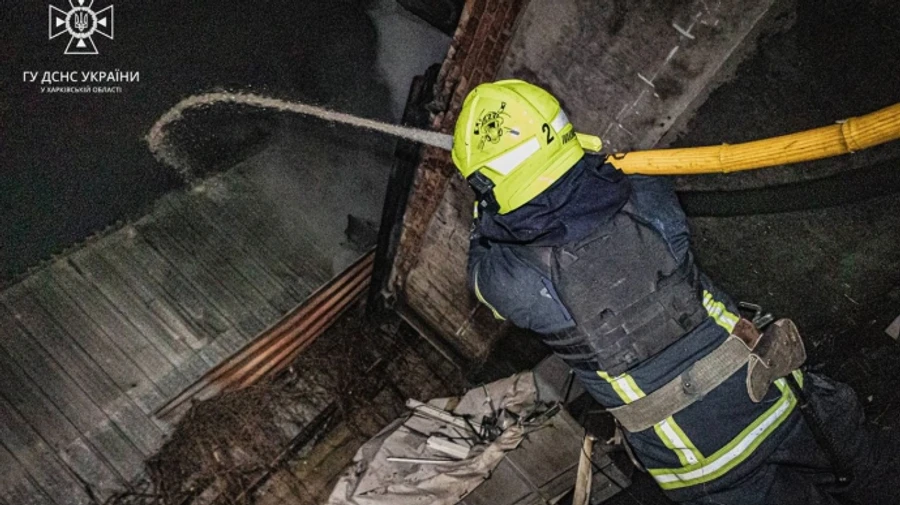 У Харкові, Дрогобичі та на Черкащині пролунали вибухи, ракети маневрують на заході країни