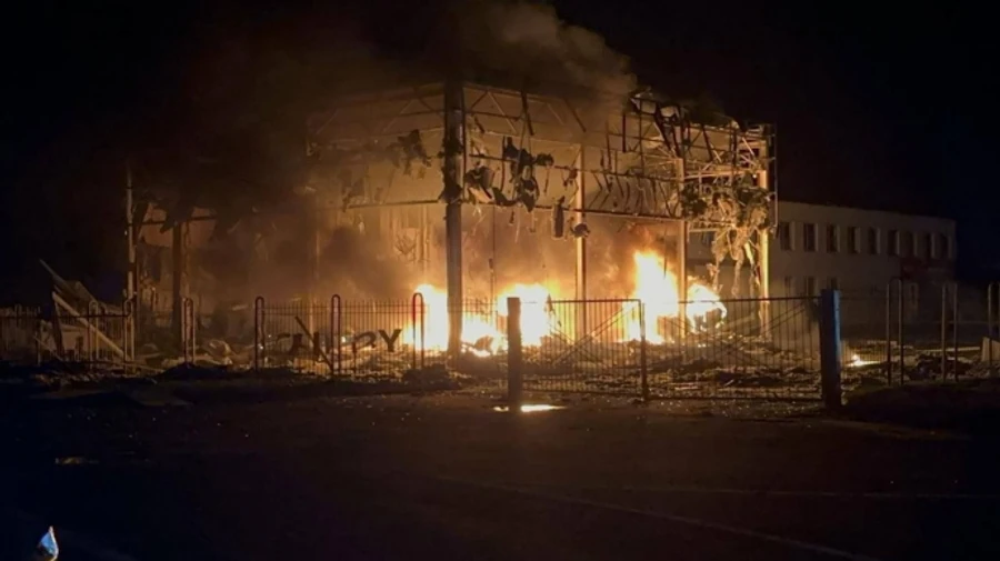 У Броварському районі Київщини через атаку БПЛА травмовано чоловіка, виникли пожежі – ОВА