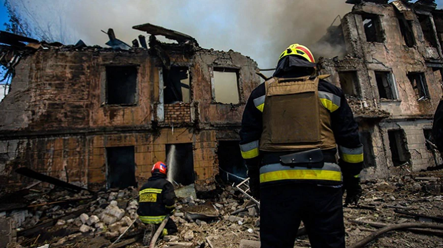 Удар по Дніпру: доля ще трьох людей невідома – ОВА