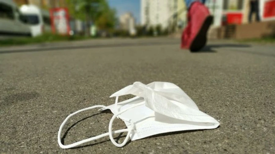 Вперше за 9 місяців кількість випадків COVID знизилася до 1 334 за добу в Україні