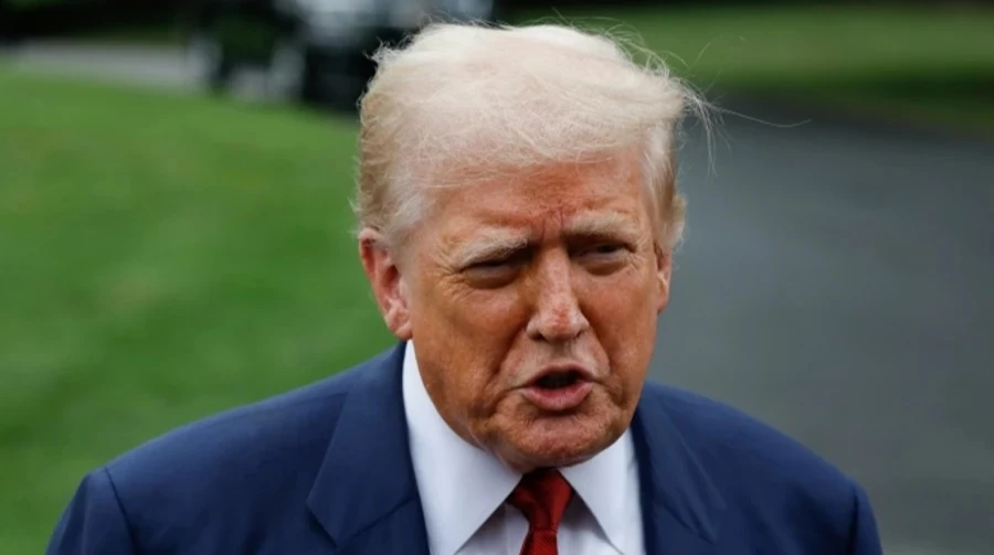 Трамп обурився рекламою і підвищив мита для Канади ще на 10%