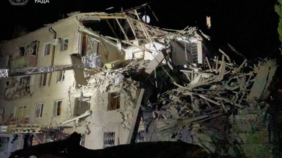 Росіяни вдарили по багатоповерхівці у Краматорську: є постраждалі