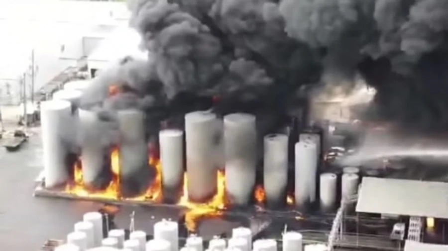 У Луїзіані стався вибух на заводі автотоварів: жителів евакуювали