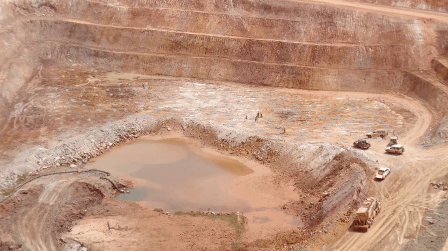 Поліція Буркіна-Фасо застосувала сльозогінний газ проти гірників, восьмеро задихнулися