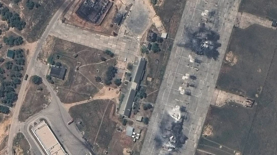 Сили оборони знищили 2 російські літаки і гелікоптер − Генштаб