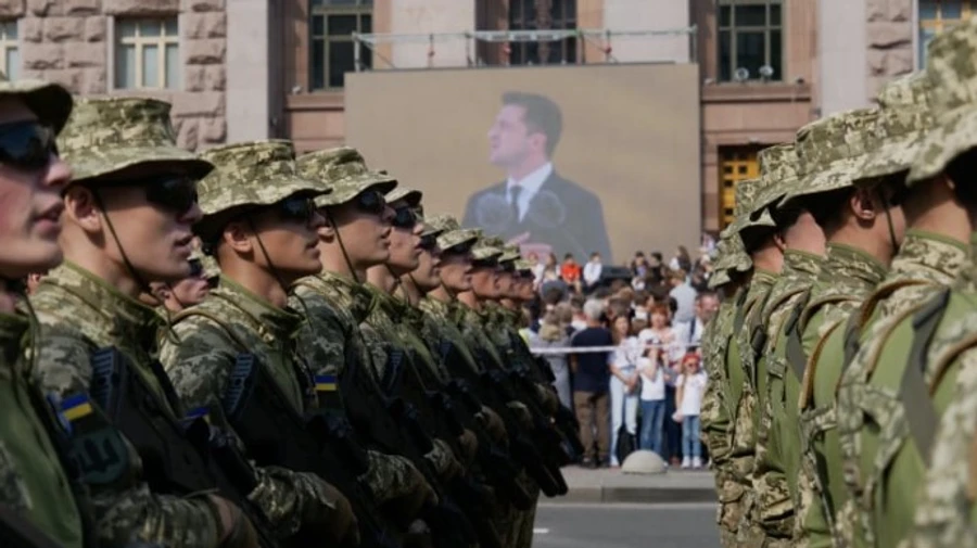 Головні новини вівторка і ночі: День Незалежності, великий герб