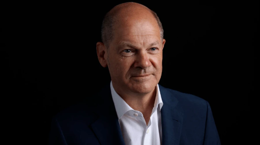 Канцлер Шольц “незабаром” їде до Москви зустрітися з Путіним