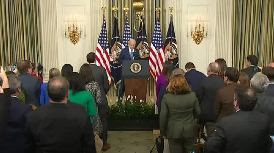 Байден прокоментував заяву росіян про відступ з Херсона