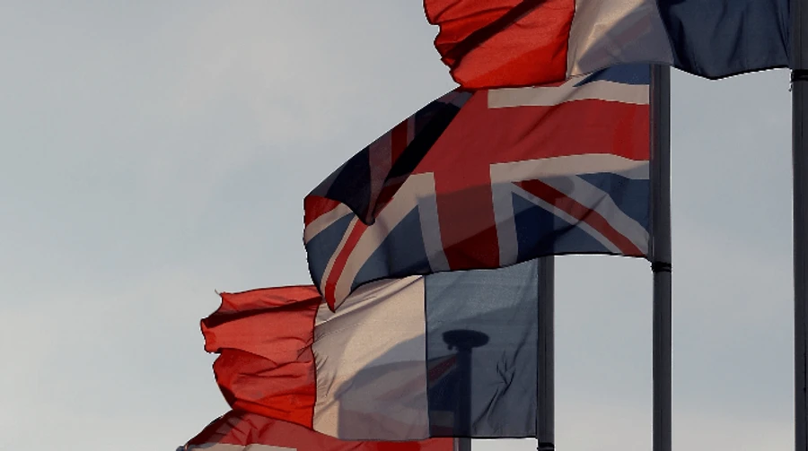 Британія викликала посла Франції через риболовецьку суперечку