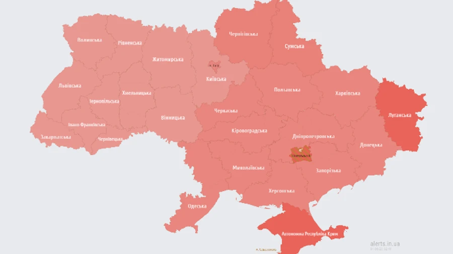 По всій Україні оголошували повітряну тривогу, працювала ППО