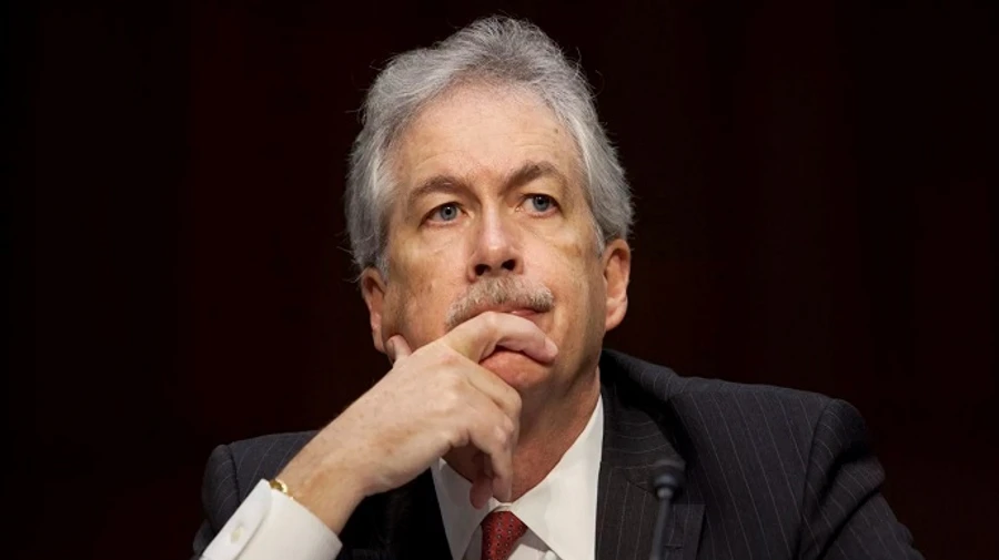 Близько 100 офіцерів та їхні родини страждають