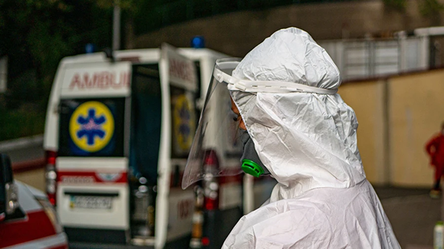 У світі зареєстрували найменше COVID-випадків за три місяці