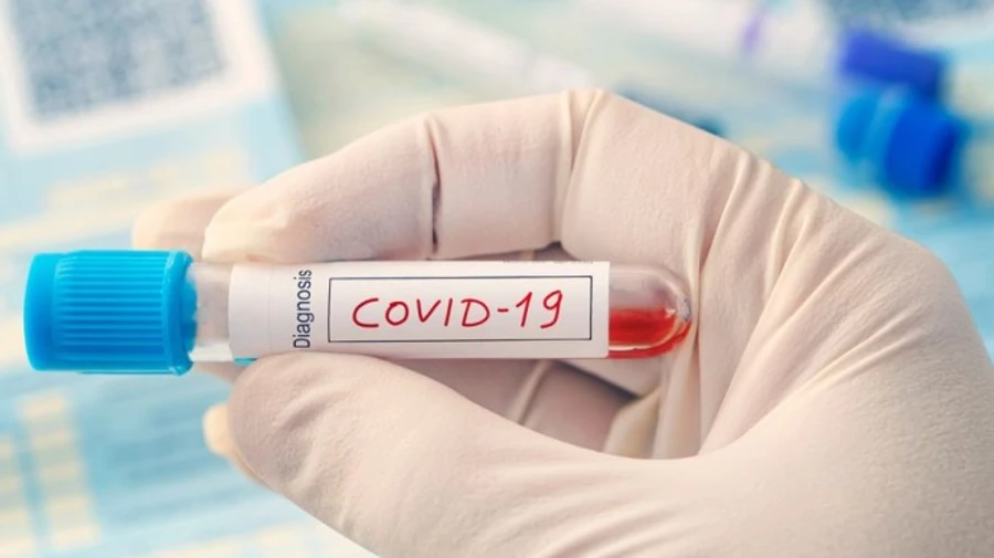 У Британії виявили новий штам коронавірусу, який