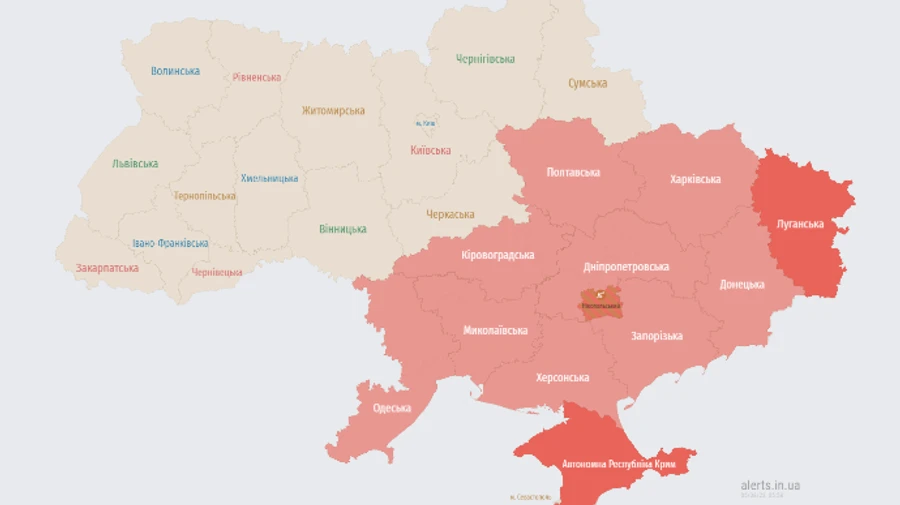 Україною ширилася масштабна повітряна тривога