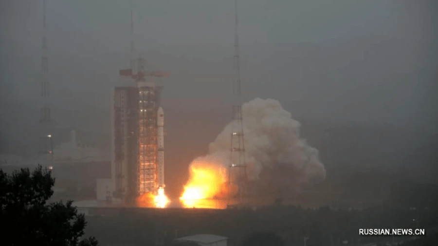 Пекін запустив на орбіту групу супутників