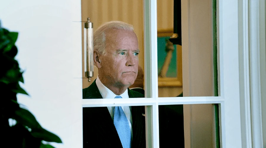 Вашингтон не має бажання знижувати стелю цін на російську нафту – WSJ