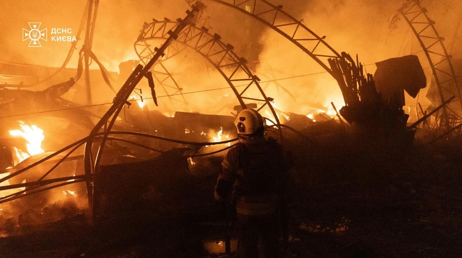 У Києві через нічну російську атаку постраждали 7 людей