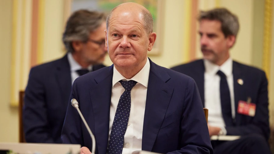 Шольц: Санкції проти Росії діятимуть до 