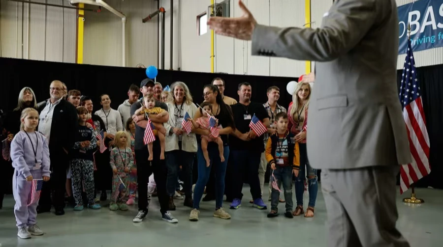 Адміністрація Трампа рекордно скоротила прийом біженців, у пріоритеті – білі південноафриканці