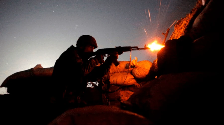 Окупанти стріляли біля Світлодарська та Новозванівки