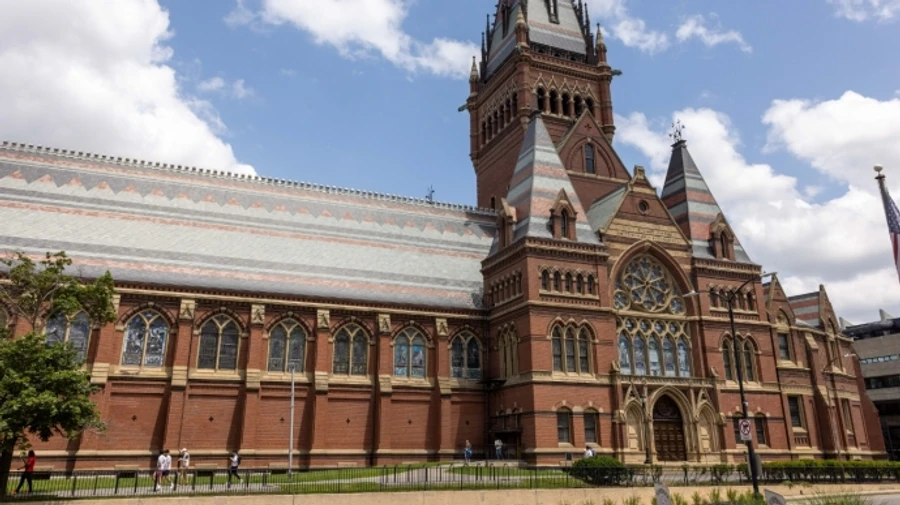 Адміністрація Трампа пригрозила Гарварду вилученням патентів на сотні мільйонів доларів