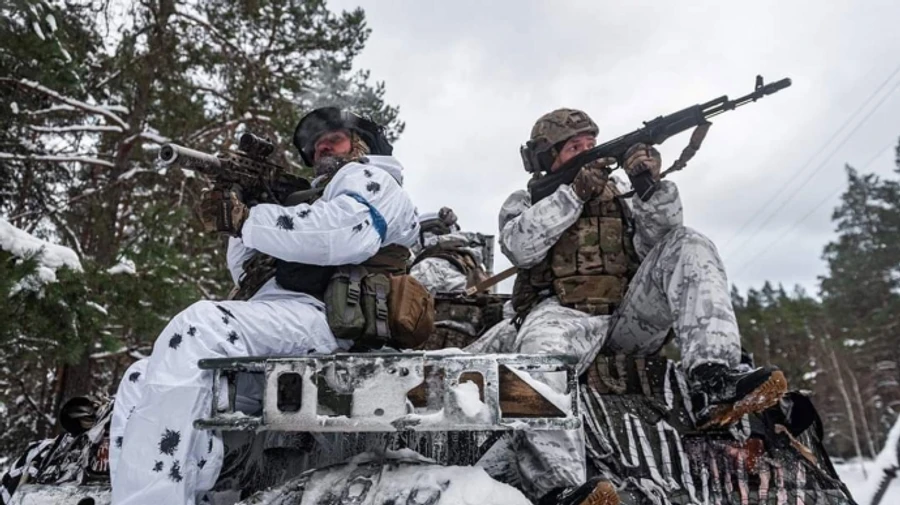 Росія у війні вже втратила понад 390 тисяч солдатів і 11 857 ББМ