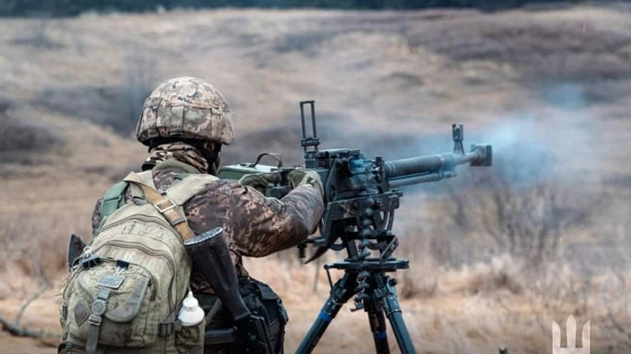 Окупанти активно атакують на 7 напрямках, за добу було понад 60 боєзіткнень − Генштаб