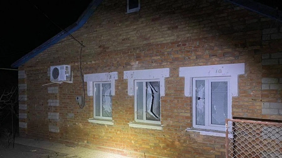 Ворог вночі вдарив по Нікополю, пошкоджені транспортне і промислові підприємства