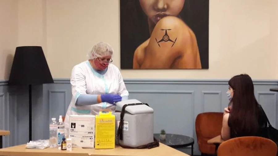 13 мільйонів українців отримали хоча б перше щеплення проти коронавірусу