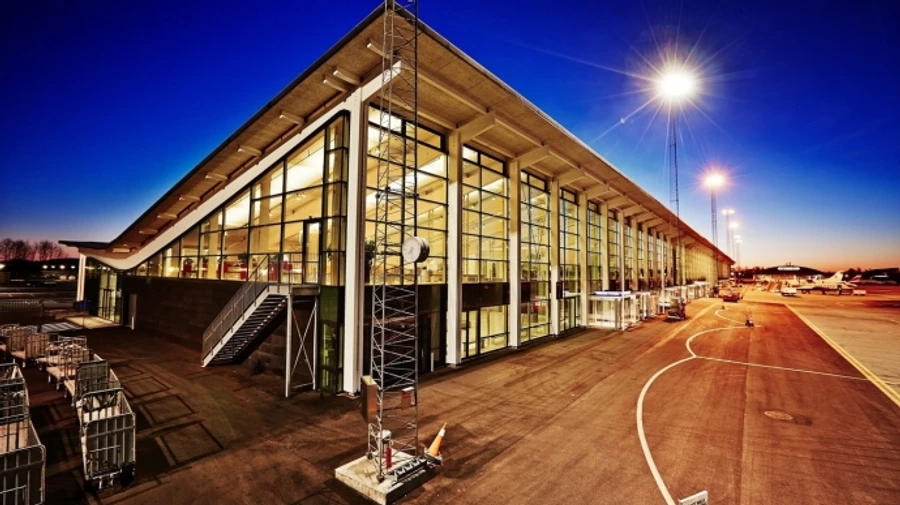 Влада Данії знову закривала аеропорт Ольборга через невідомі безпілотники