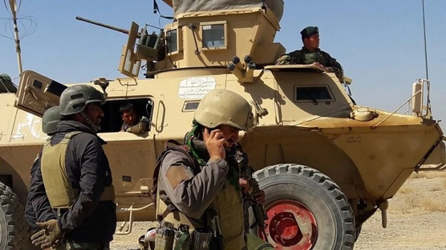 В Афганістані тривають криваві бої за Лашкаргах