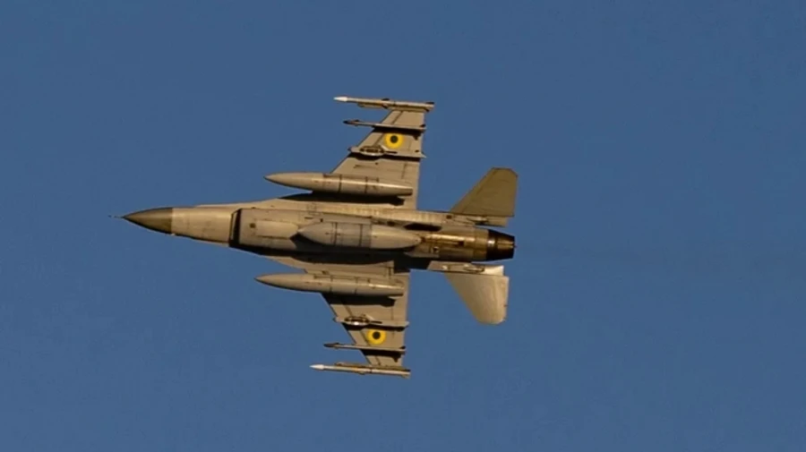США відправили Україні непридатні до польотів F-16 як джерело запчастин – ЗМІ