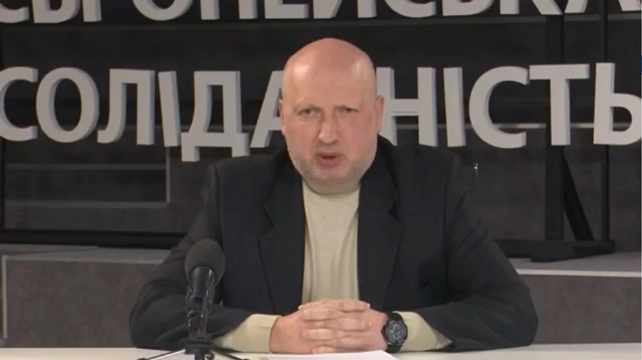 Головні новини середи і ночі: передноворічна РНБО, обшуки у членів 