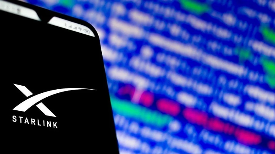 Уряд США допомагає доставити в Україну 5 тисяч станцій Starlink