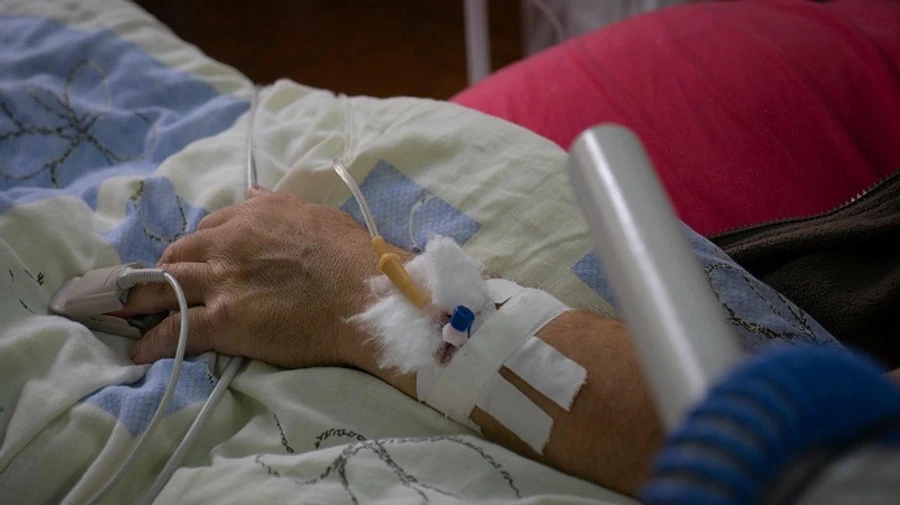 У Росії та США – понад тисячу смертей за добу від коронавірусу