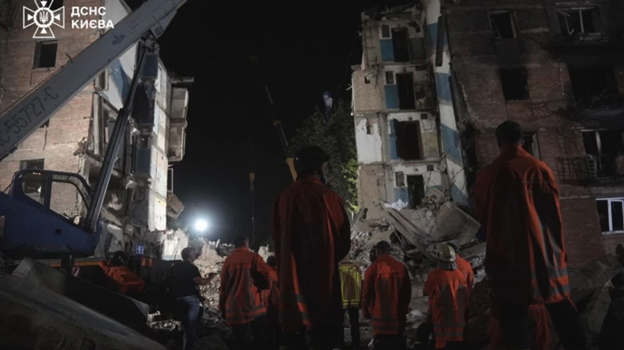 Ракетний удар по Києву: кількість постраждалих зросла до 117, під завалами знайшли тіло дитини