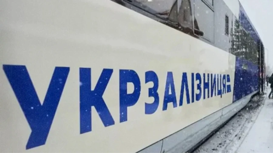 Через пошкодження контактної мережі на Київщині рух деяких поїздів здійснюється із затримками – УЗ