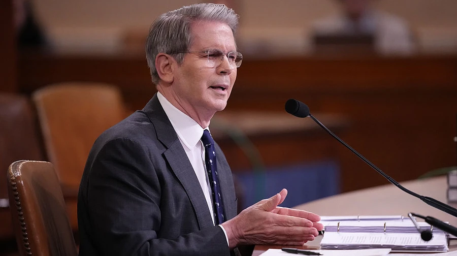 У Трампа порахували, скільки Росія заробить через послаблення санкцій