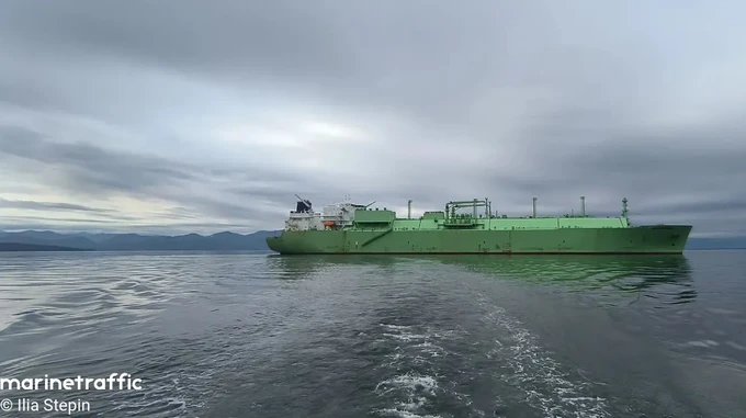 У Середземному морі загорівся підсанкційний російський танкер, який перевозив СПГ – ЗМІ