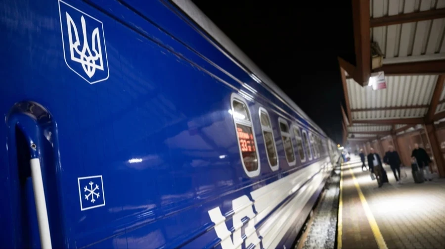 “Укрзалізниця” анонсувала зміни у русі потягів