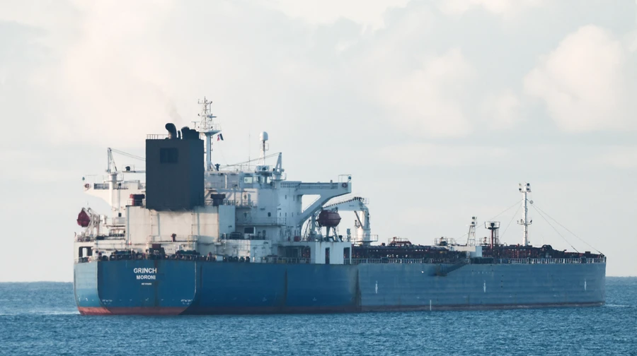 Британія затримуватиме танкери російського “тіньового флоту” у своїх водах