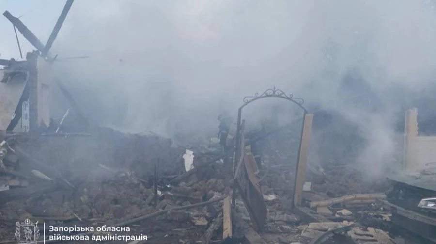 Окупанти атакували будинок у Запоріжжі – загинули чоловік та жінка, двоє дітей поранені