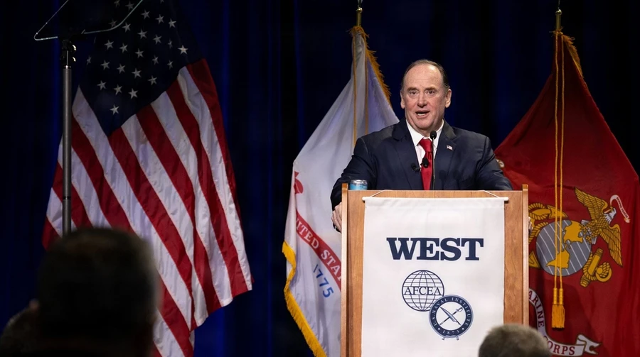 Пентагон повідомив про відставку міністра ВМС США