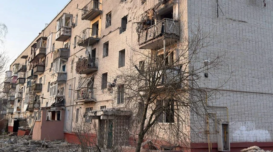 Росіяни вранці вдарили по Шостці – убили жінку та поранили її рідних