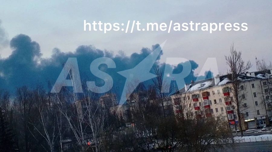 Дрони атакували НПС та нафтохімічний комбінат у двох регіонах Росії: вирують пожежі