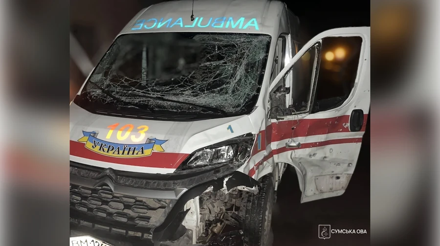 Росіяни у великодню ніч атакували дроном швидку на Сумщині: постраждали троє медиків