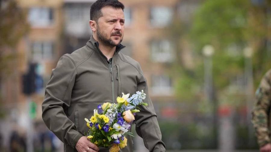 Зеленський у річницю Чорнобиля: Росія знову ставить світ на межу техногенної аварії