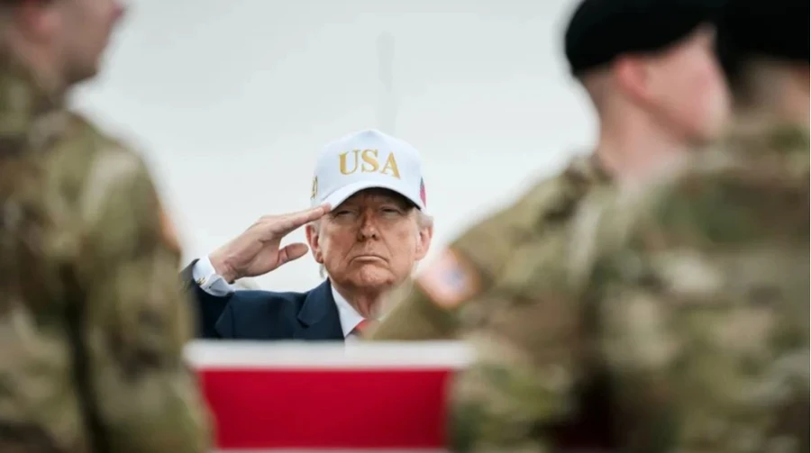 Трамп: США захопили іранське судно, що намагалось прорвати блокаду в Оманській затоці