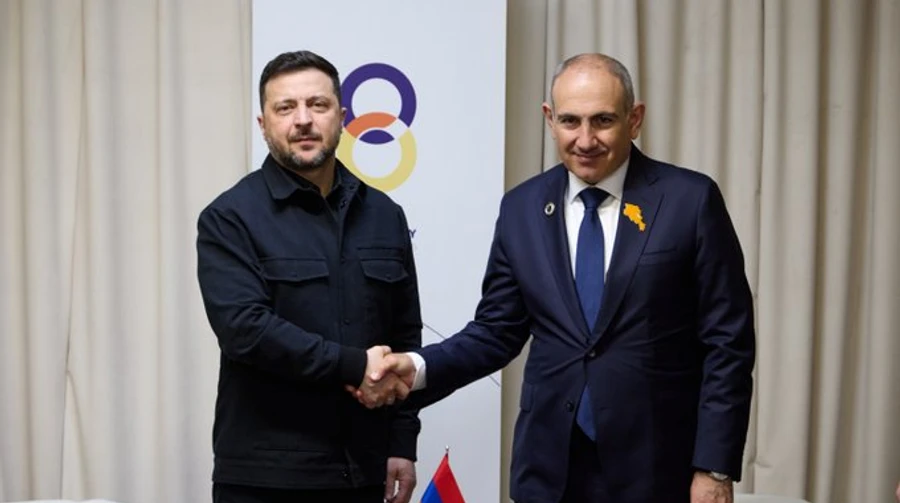 Росія різко розкритикувала Вірменію через візит Зеленського в Єреван